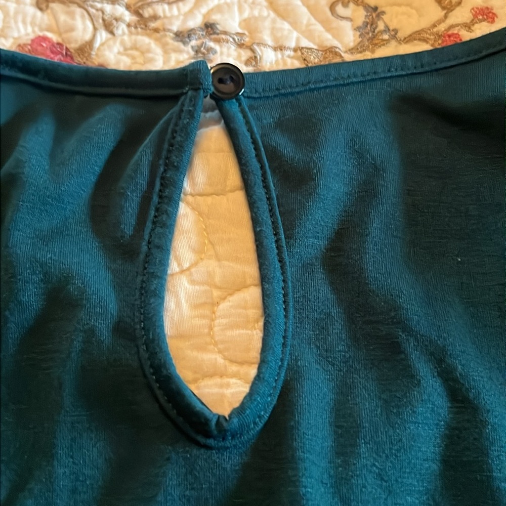 Teal Sleeveless Romper with Pockets - Picture 7 of 8